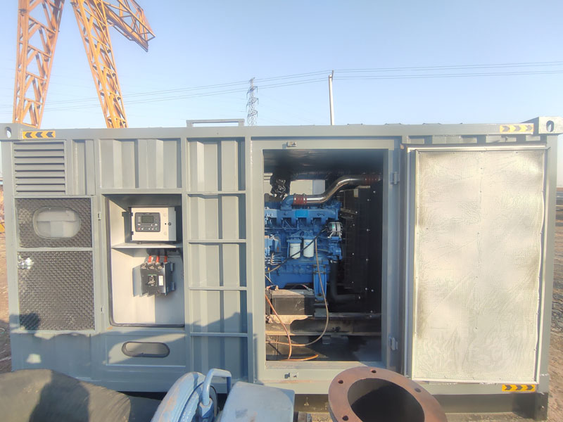 塔城柴油发电机组的机油多久更换一次比较合适？